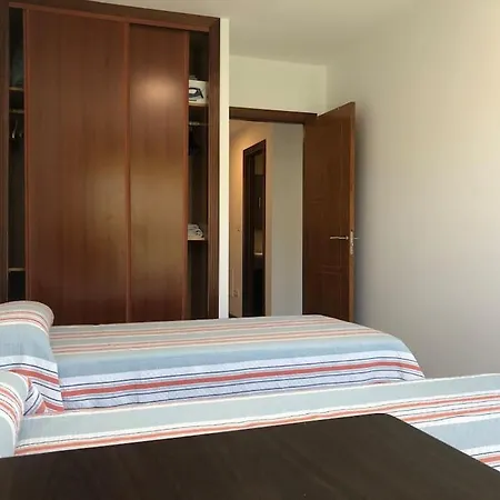 Apartamento Refugio Climático En Frente A La Playa Con Vistas Al Mar!! *